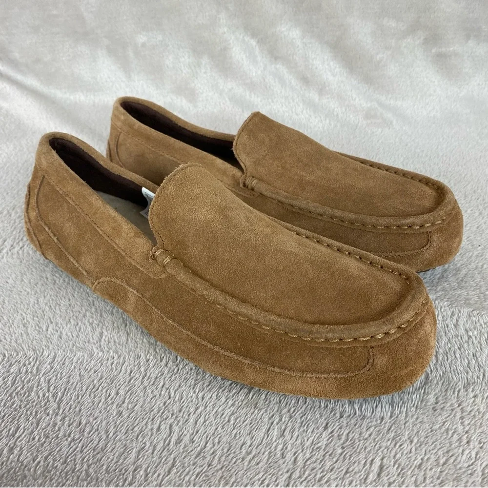 UGG Alder Men's Slippers Loafer Size 10 Chestnut Suede Sheepskin Lined Slip On N